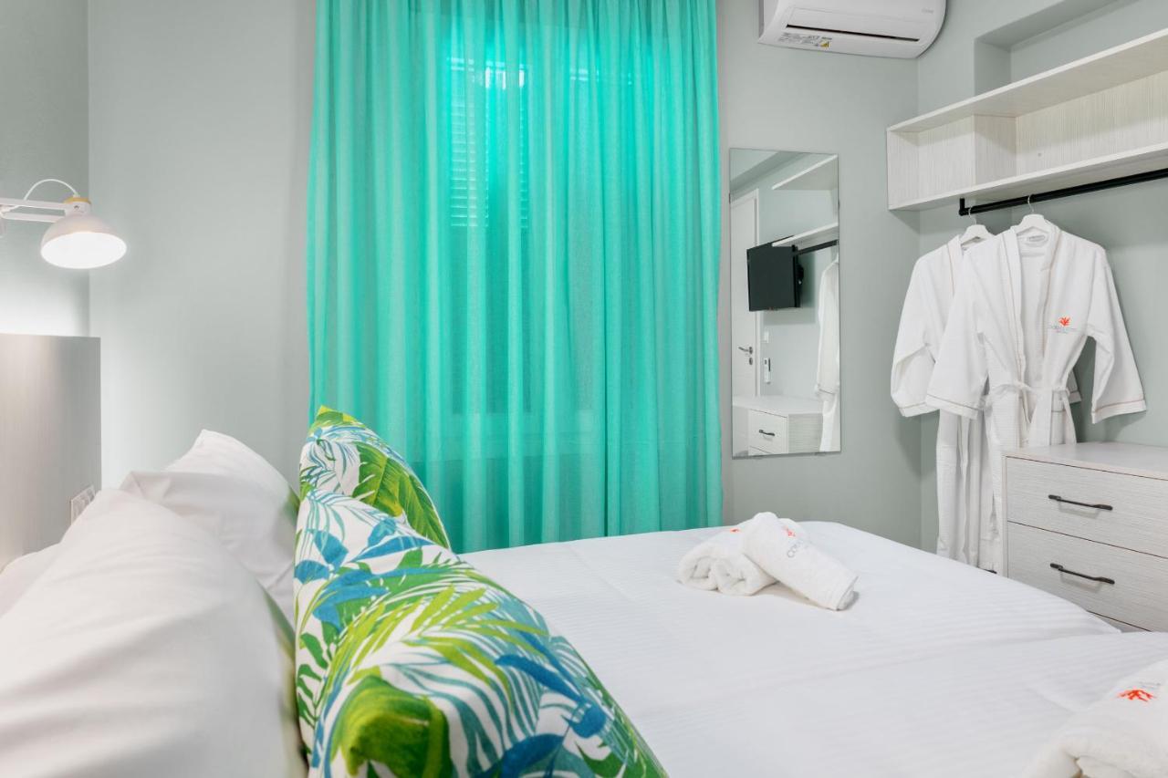Corali Suites Andros バトシ エクステリア 写真