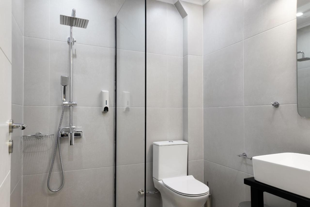 Corali Suites Andros バトシ エクステリア 写真